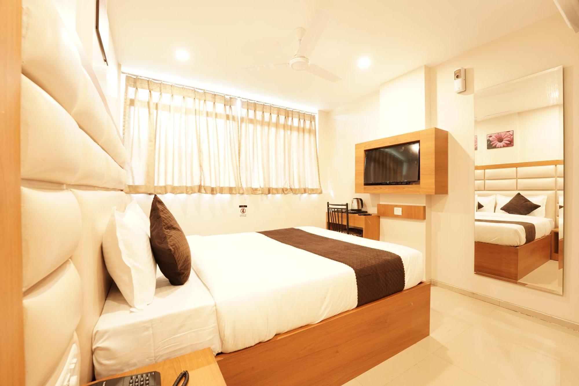 Metropolis Business Hotel Panaji Exterior photo