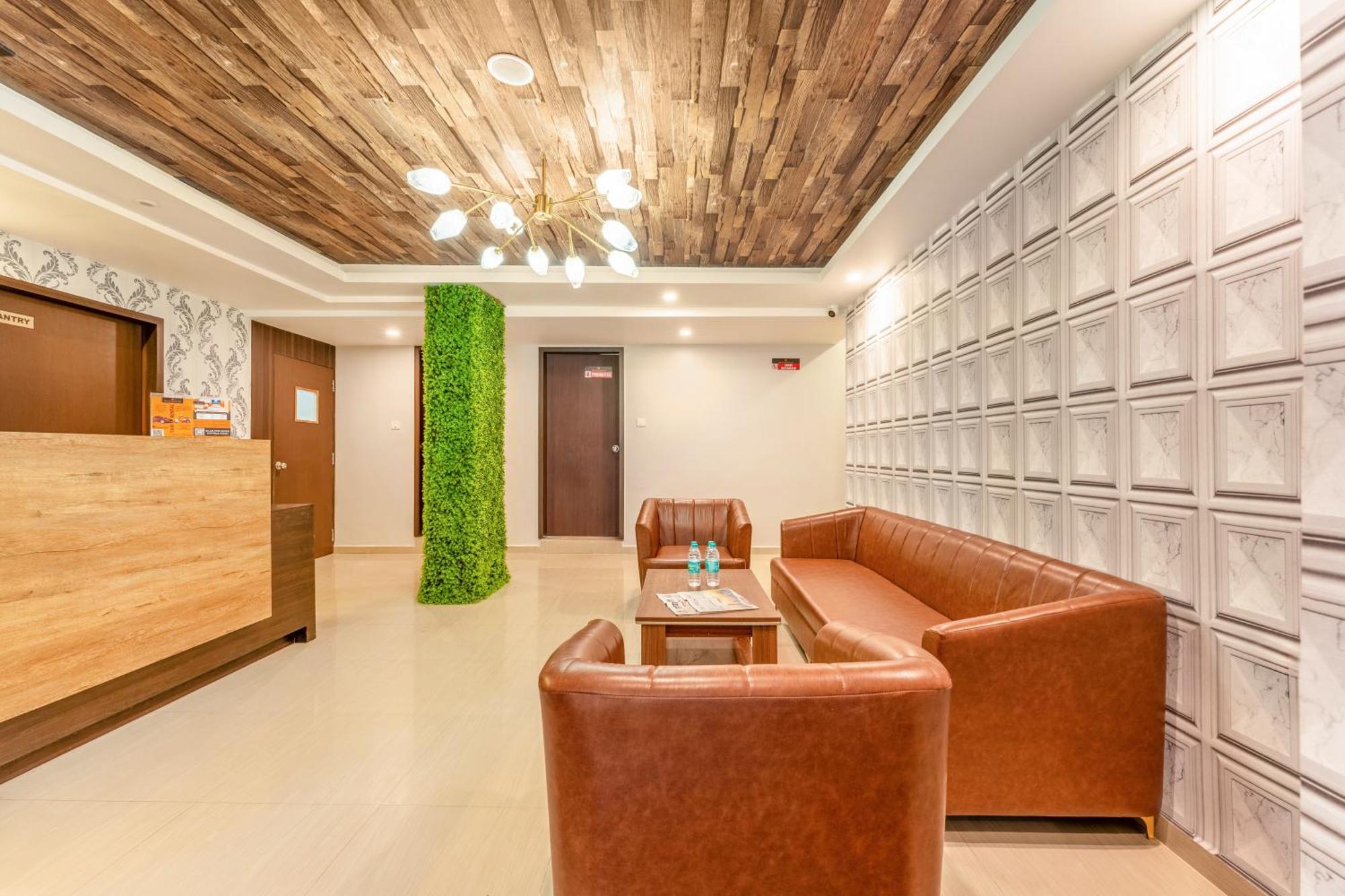Metropolis Business Hotel Panaji Exterior photo