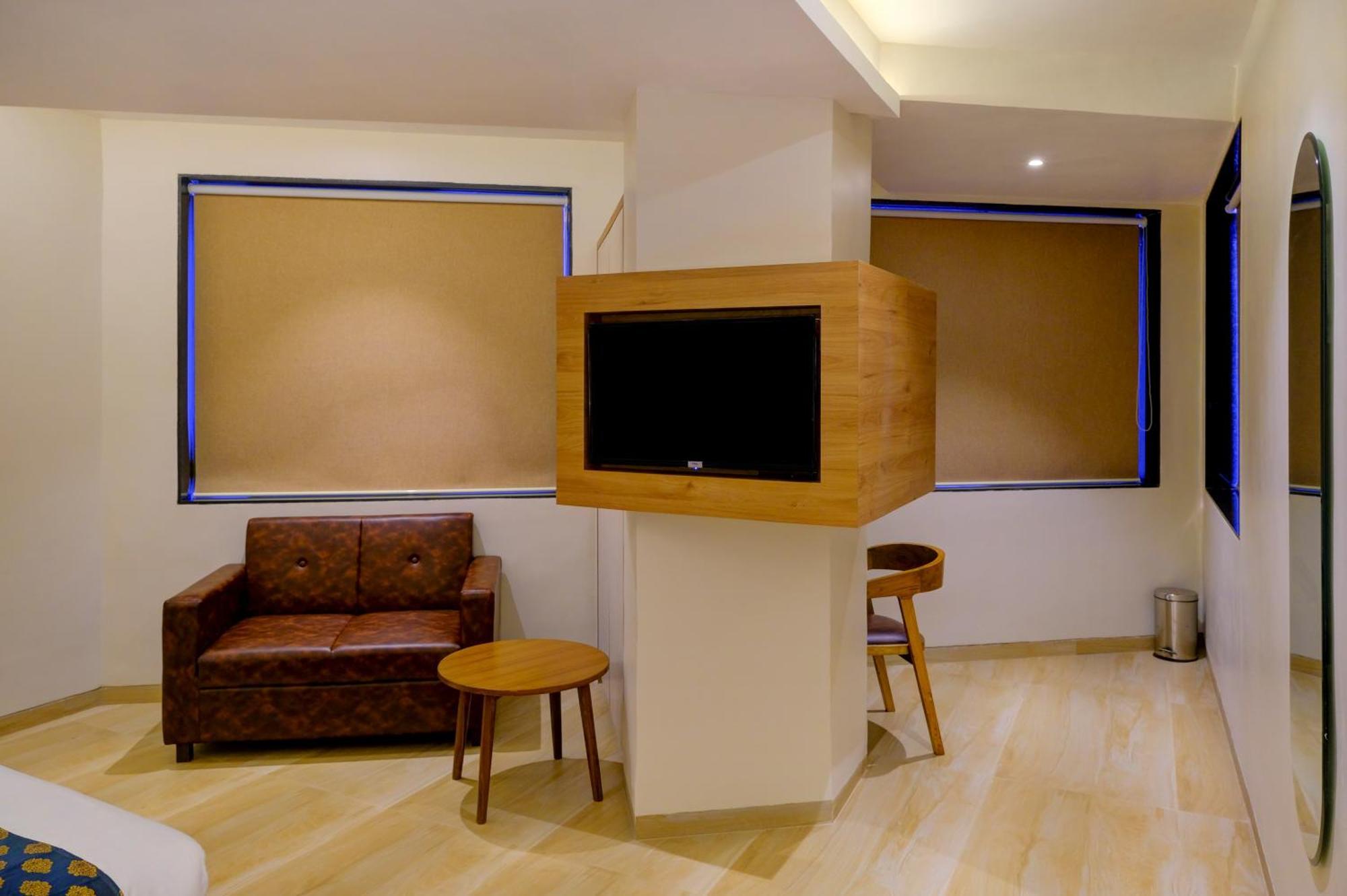 Metropolis Business Hotel Panaji Exterior photo